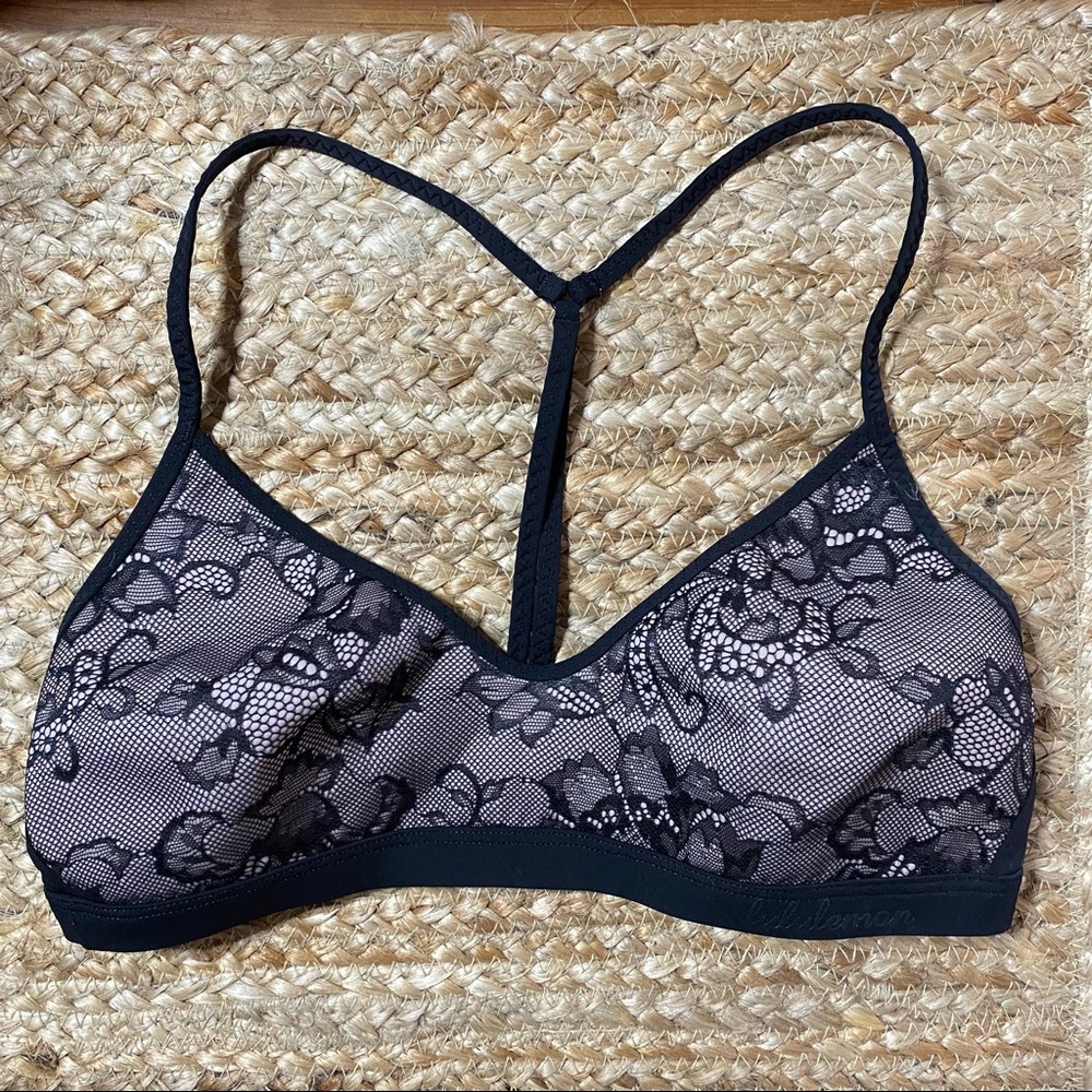 Lululemon Live in Lace bralette